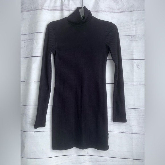 Urban Outfitters Black Long Sleeve Turtleneck Ribbed Dress - SZ: Small - Picture 1 of 7